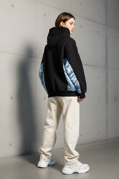 Beauty in the Eyes of the Beholder (Diamond blue)